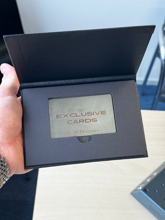 Exclusive Card Brushed Silver